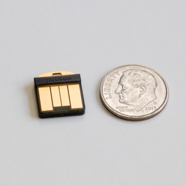 YubiKey 5 Nano