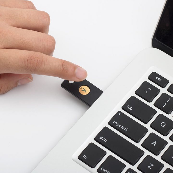 YubiKey 5 NFC